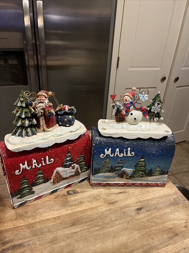 Grandeur Noel Decorative Christmas Mailbox Set 2002 Collector's Edition