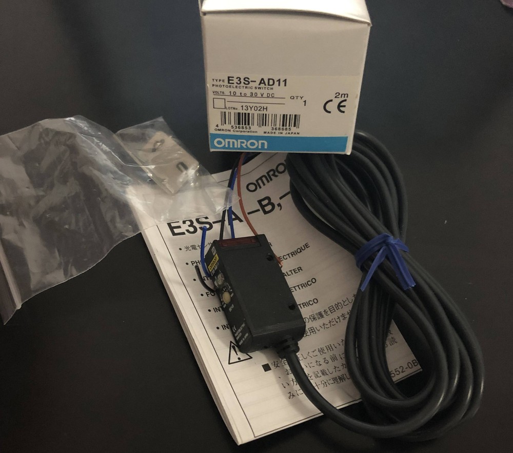 1PC new omron E3S-AD11 Photoelectric Switch E3SAD11 FAST SHIP
