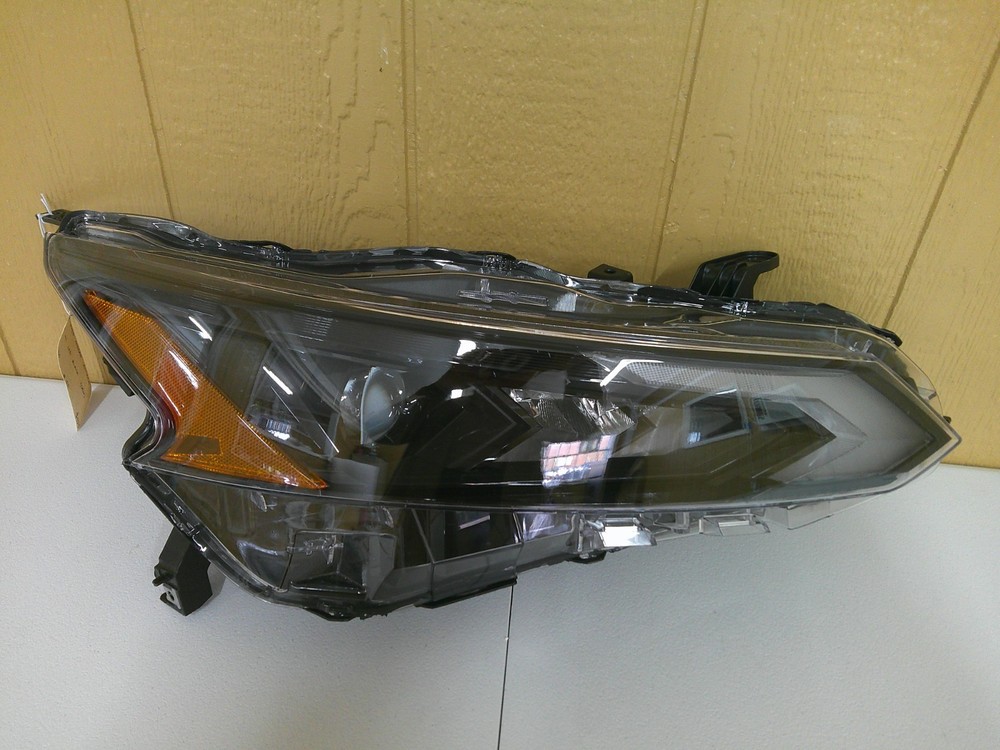 2023-2025 NISSAN ALTIMA RIGHT HEADLIGHT W/LED BLACK (OEM)