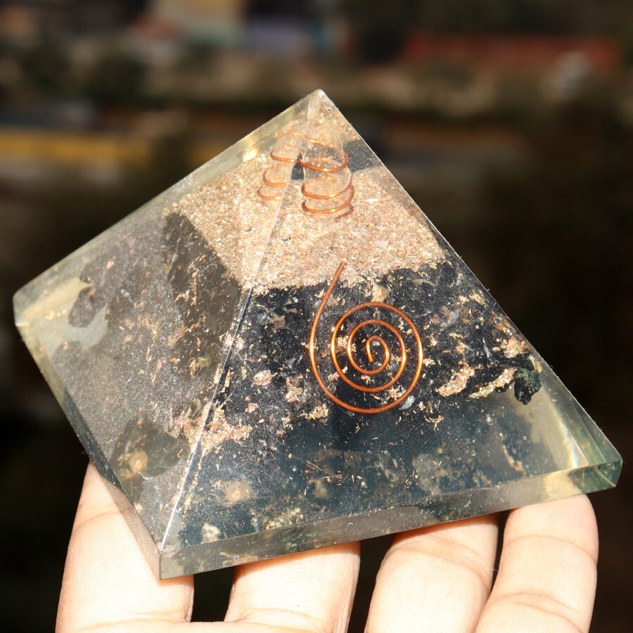 Black Onyx Energy Generator Feng Shui Orgone Pyramid JW