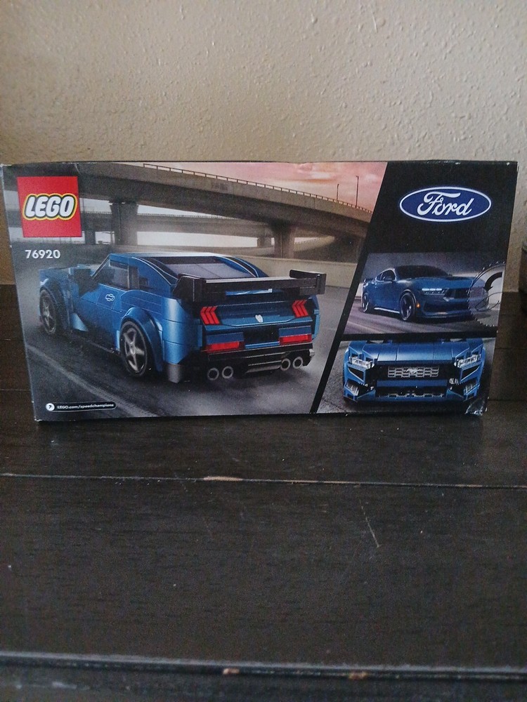 LEGO SPEED CHAMPIONS: Ford Mustang Dark Horse Sports Car (76920)