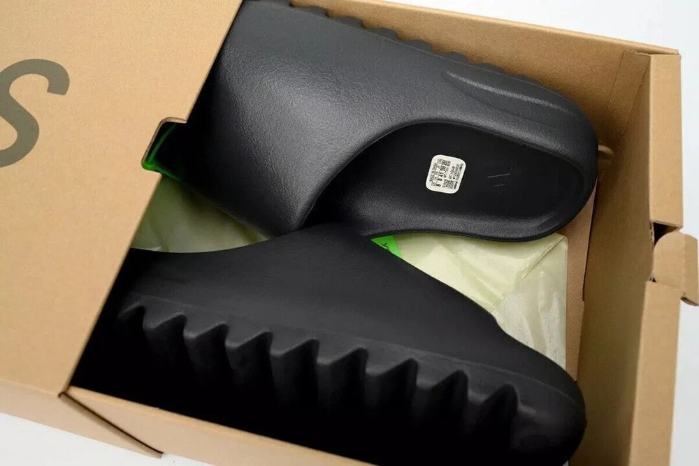 Adidas Yeezy Slide Onyx Men's Size 4-13 100% Authentic *FAST SHIPPING* *NO BOX*