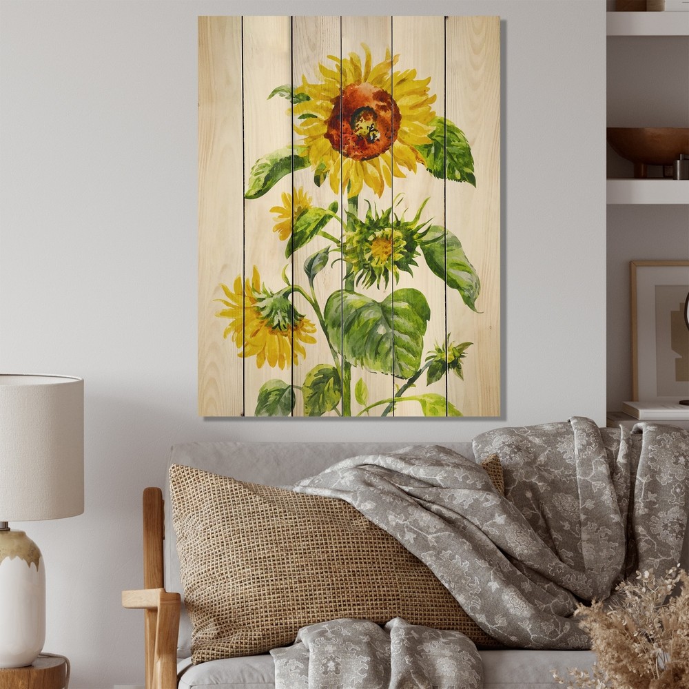 Designart 'Vintage Blossoming Sunflower' Traditional Wood