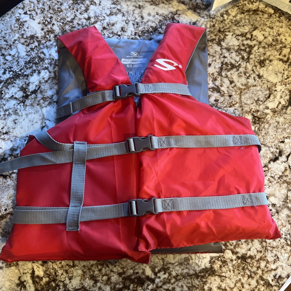 Very Good Adult Universal Life Vest by Stearns Red Color US Coast Guard Approved