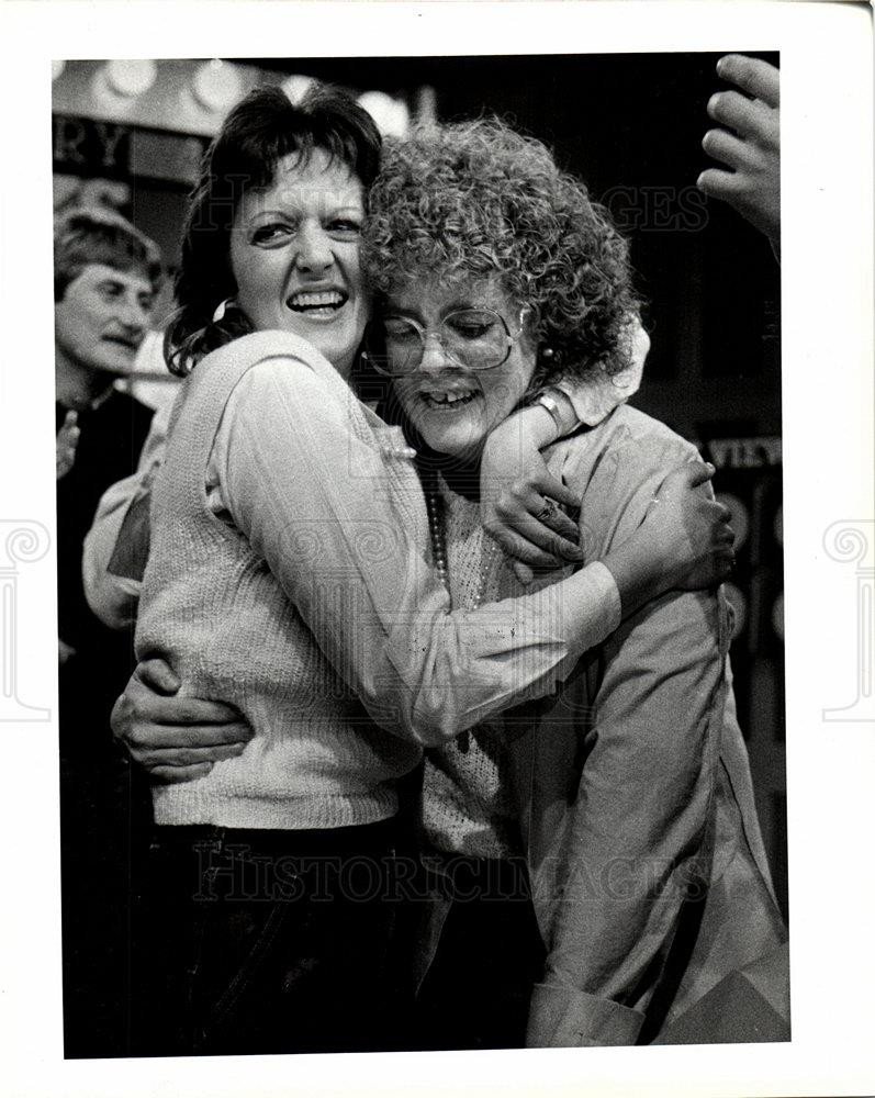 1983 Press Photo Michigan State Lottery games tickets - dfpb66161