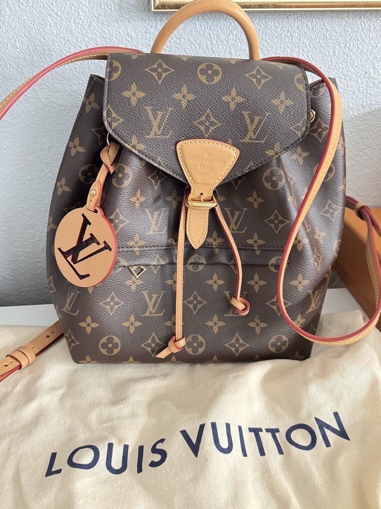 Louis Vuitton Montsouris PM Backpack M45501 in Monogram Canvas