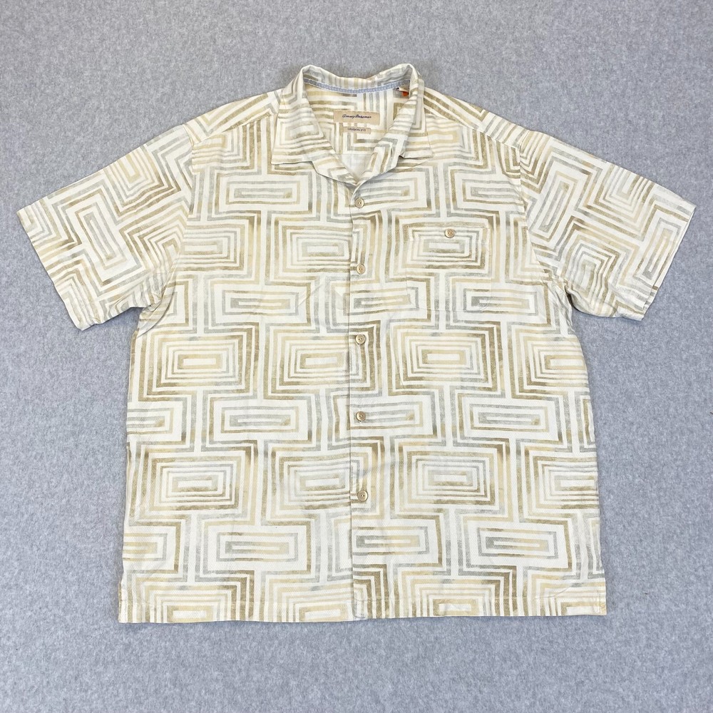 Tommy Bahama Shirt Men's XL Beige Pattern Short Sleeve Button Up Hawaiian Relax