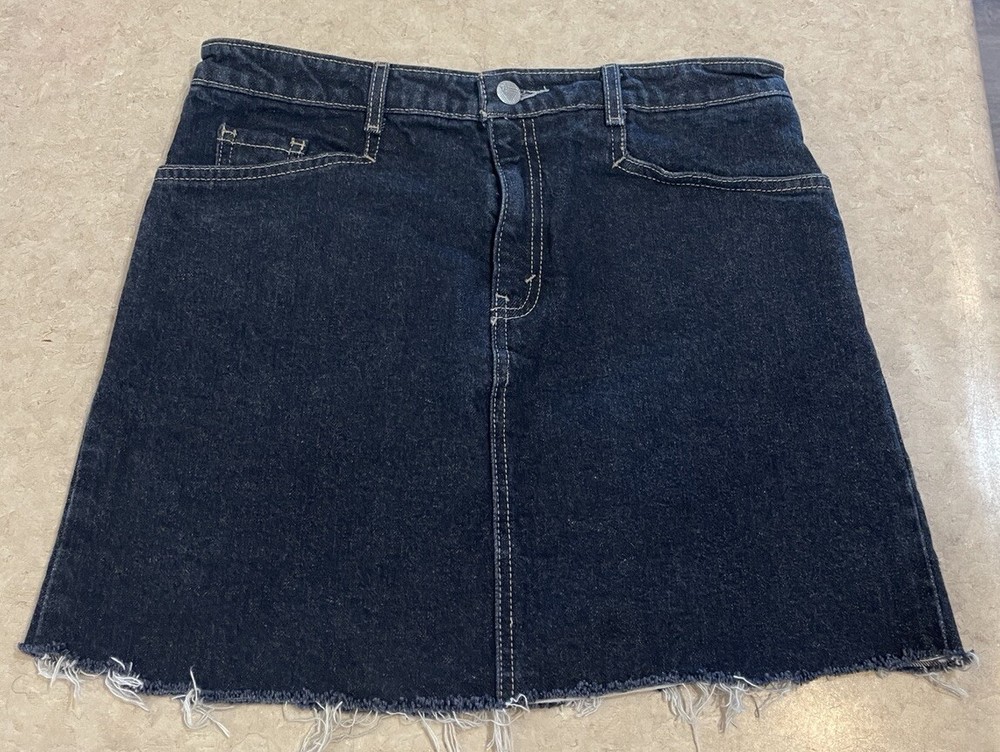 VTG Levi's Silver Tab Denim Skirt Sz Medium Cutoff Mini Skirt Dark Wash
