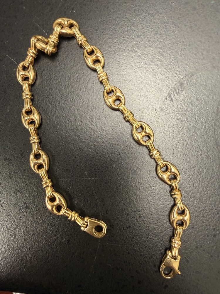 18k Gold Puffed Link bracelet