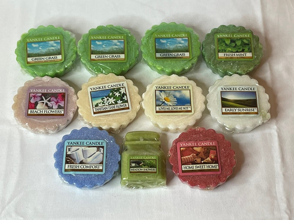 11 Yankee Candle Tarts with Tahitian Tiare Fragrance - 8-Hour Burn, Fresh & Sealed
