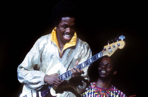 Earth Wind And Fire Perform On Stage Usa Verdine White 1977 OLD MUSIC PHOTO