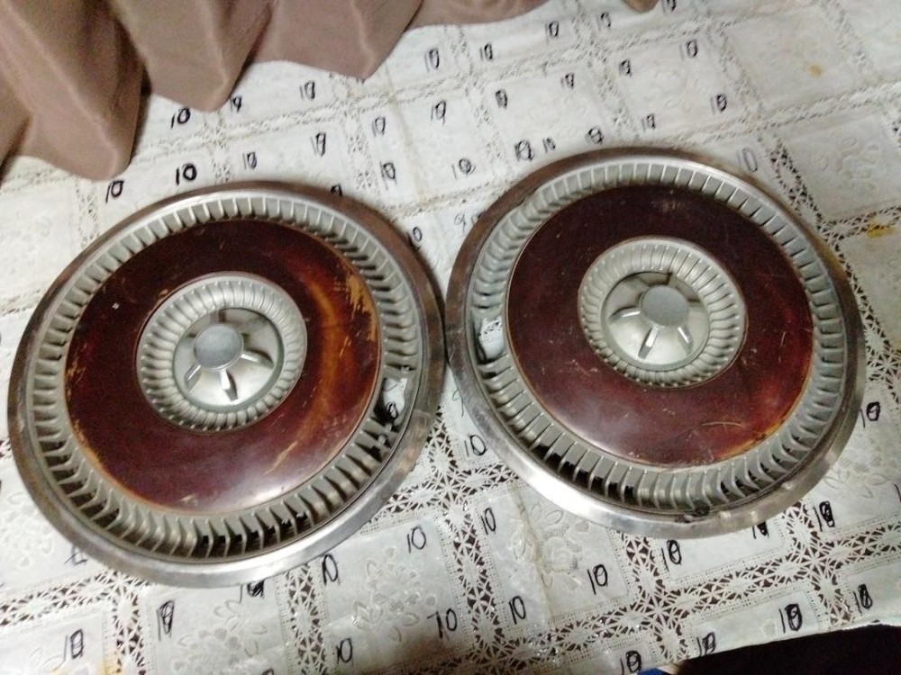 Vintage Nissan Cedric 330 Bright Color Wheel Cover Set 2 Caps Used
