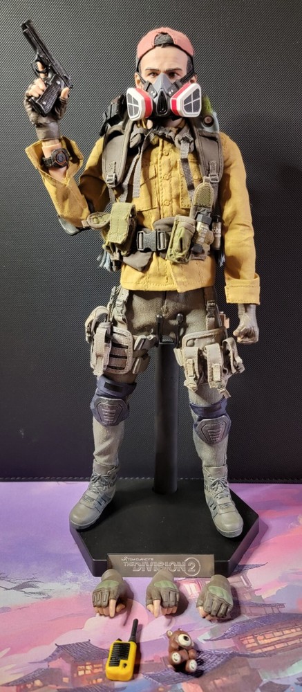 *FLASH SALE* 1/6 Division 2 Figure From Collectors Edition-image