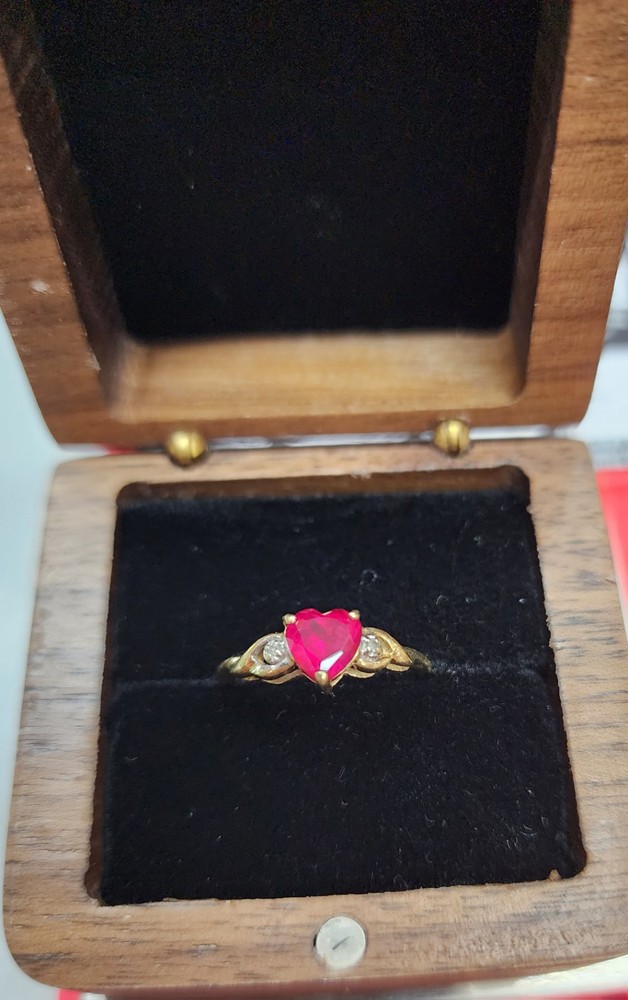 10k Gold, Ruby Heart & Diamond Ring, Excellent Condition, Size 6.5, Lab Created