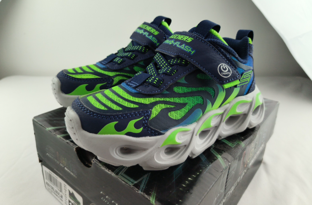Skechers kids S- lights Thermo flash size 10.5 Kids 400106l/NVLM