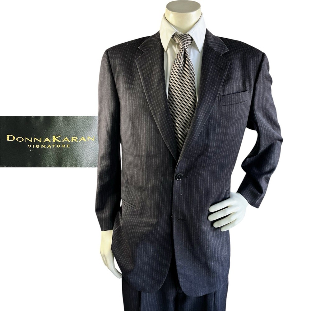 Donna Karan Signature 2pc Wool Suit Men Jacket Pants 42R 34x29 Italy Made Stripe
