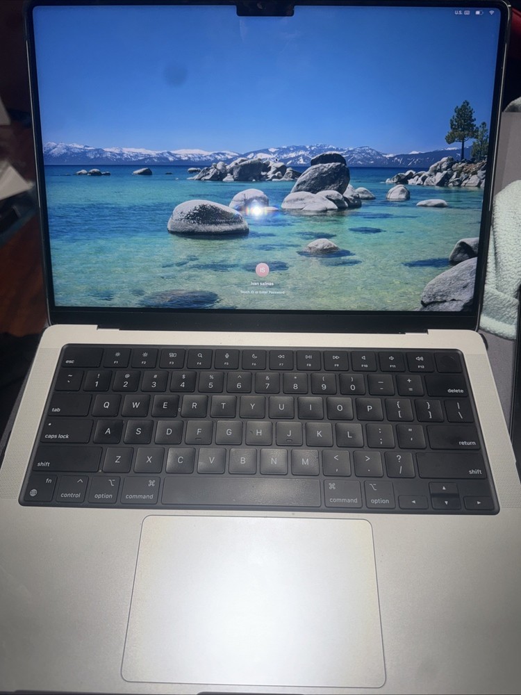 Apple MacBook Pro 14