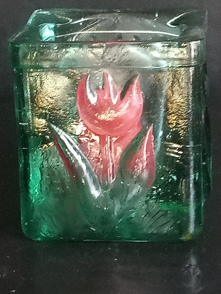 Green Glass Tealight Candle Holder Tulip Pattern Chunky Heavy 3