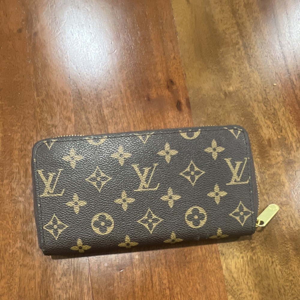 Louis Vuitton Brown Zip-Around Logo Women's Wallet Credit Card Folding