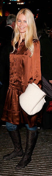 Model Claudia Schiffer arrives World Premiere of Harry Potter The - Old Photo 1