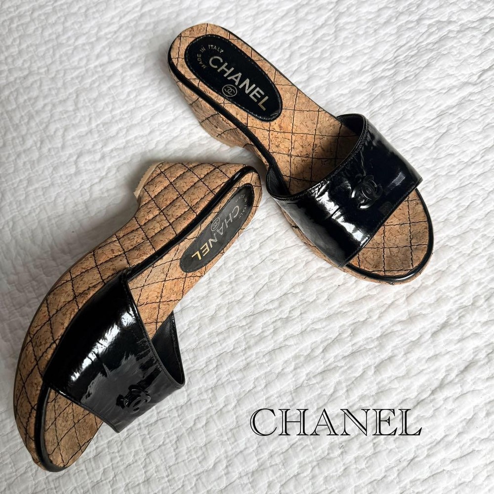 Chanel Coco Mark Black Leather Cork Wedge Sandals Size 7 US