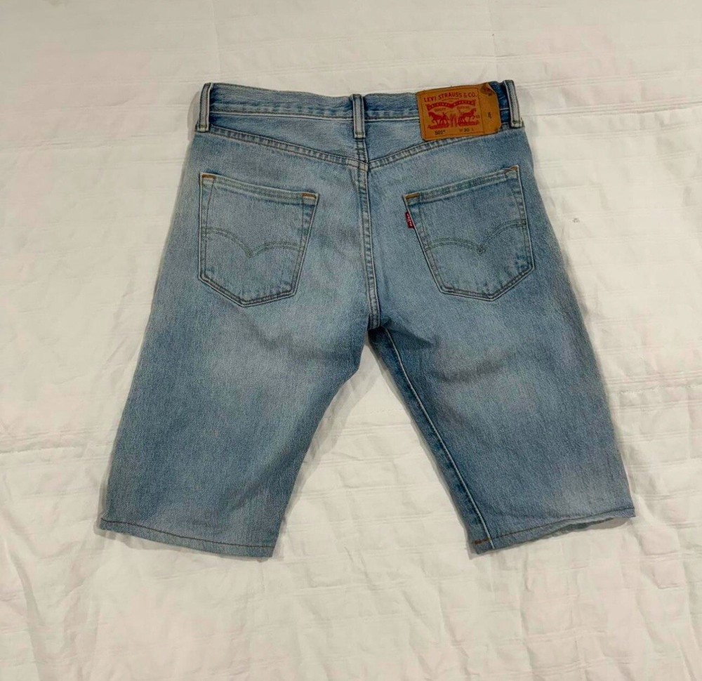 Levi's 501 Men's Classic Cotton Original Fit Stonewash Denim Shorts Whiskering