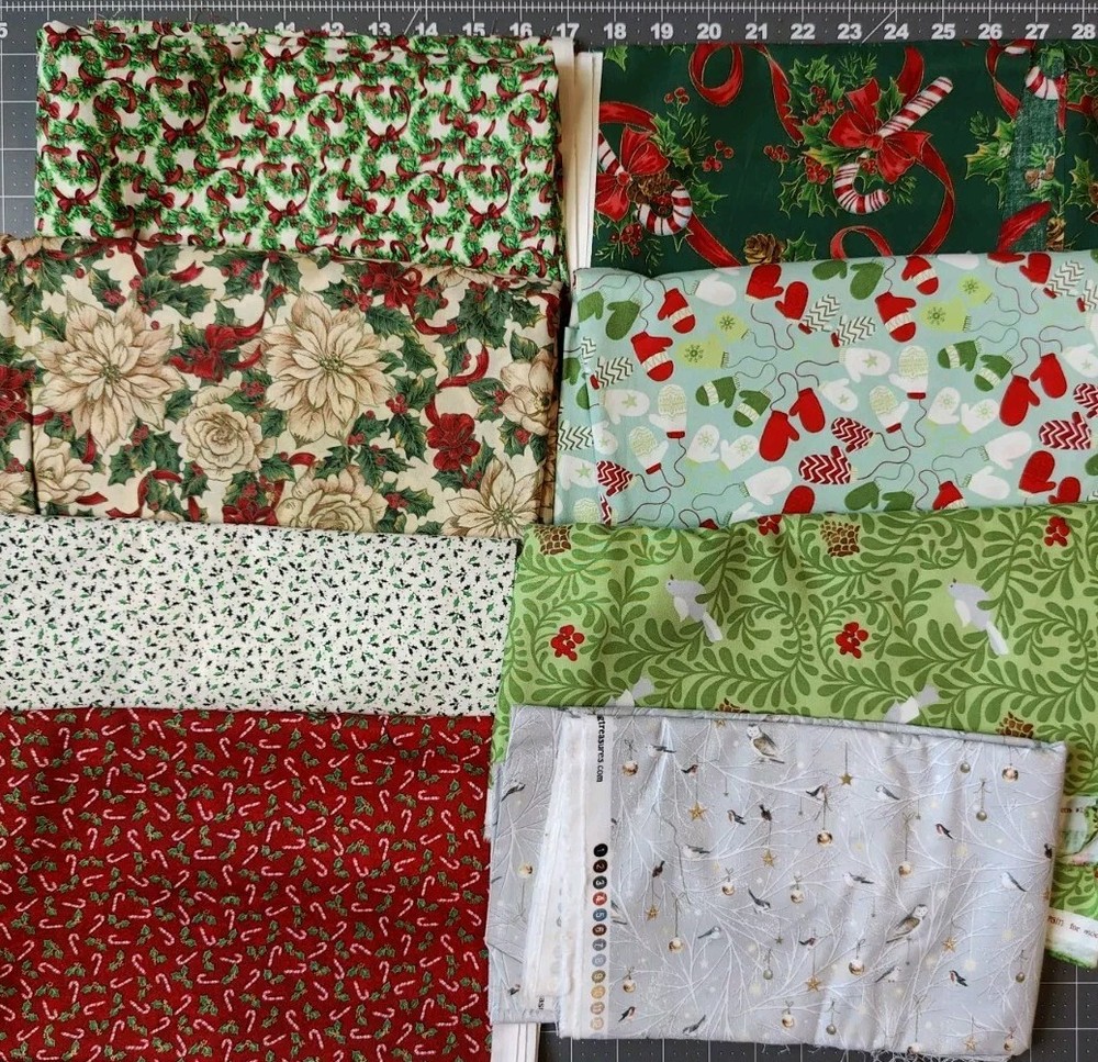 Cotton Quilting Craft Fabric Bulk Sale Christmas Snow Holly Approx 65y Closeout-image