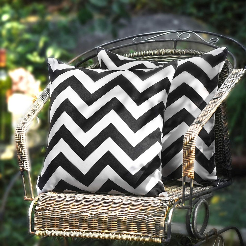 2 pcs Outdoor Waterproof Throw Pillow Covers Black for Garden Balcony 18x18 Inch