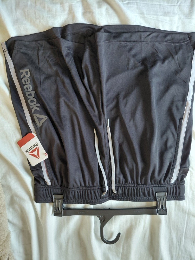 Short de Hombre Rebook Deportiva