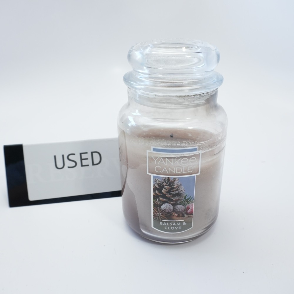 Pre-Owned Yankee Candle Large Jar 22 oz in Balsam & Clove Scent