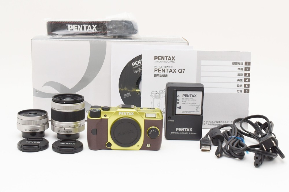 PENTAX Q7 Digital Camera [1140 shots] & Double Lens Set (01 02) From JAPAN #2494