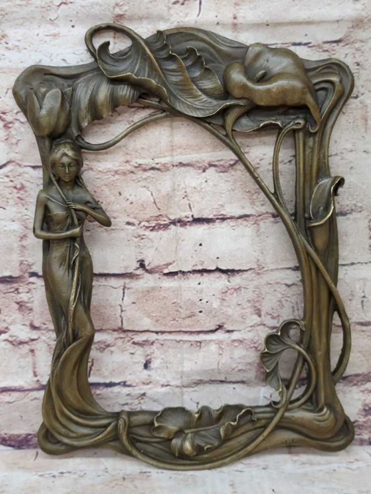 Artistic Bas Relief: Milo`s Female Figure and Tulip Bronze Sculpture Gift Art NR