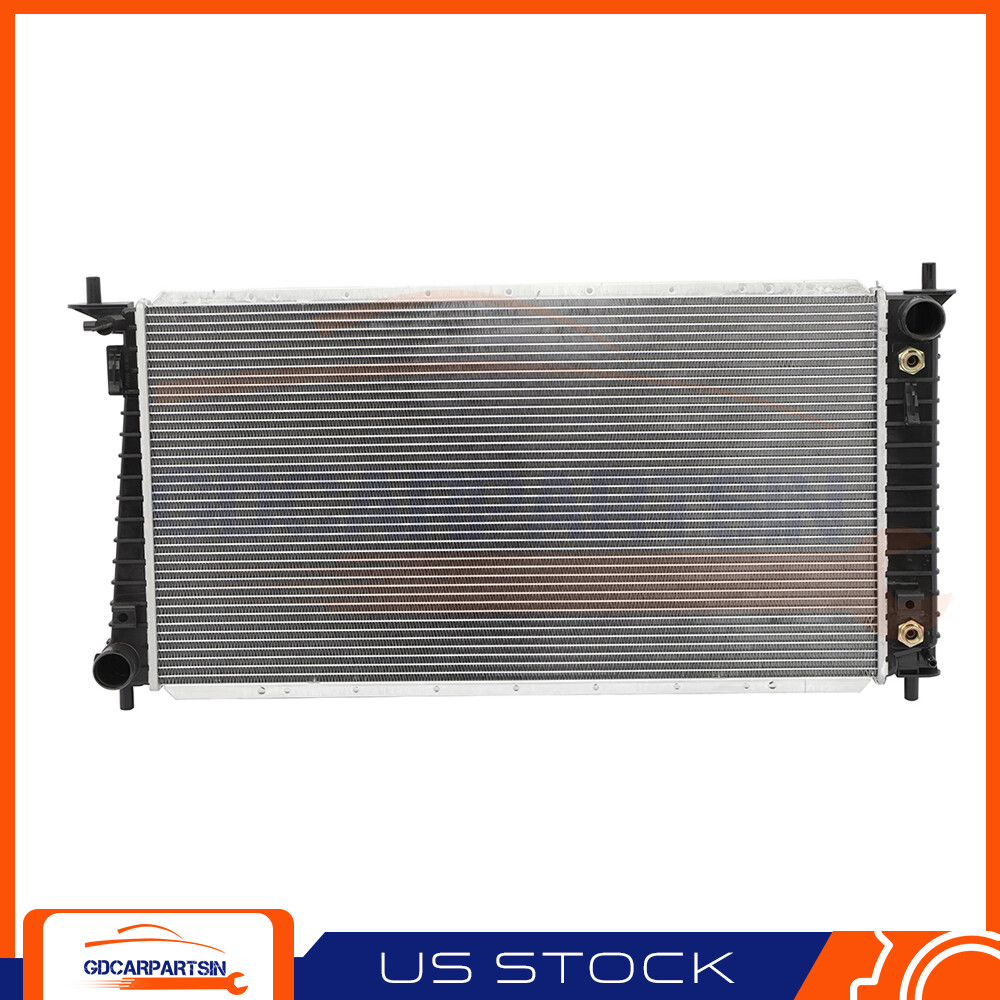 RAD2260 New Radiator Fits 1999-2003 Ford F-350 F-250 1999-2002 Ford Expedition