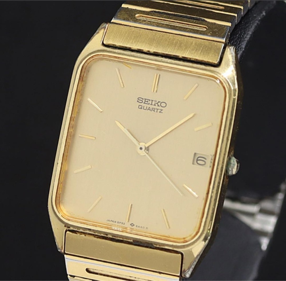 Operating Seiko 5P32-5A40 Qz Date Gold Dial Men'S Watch