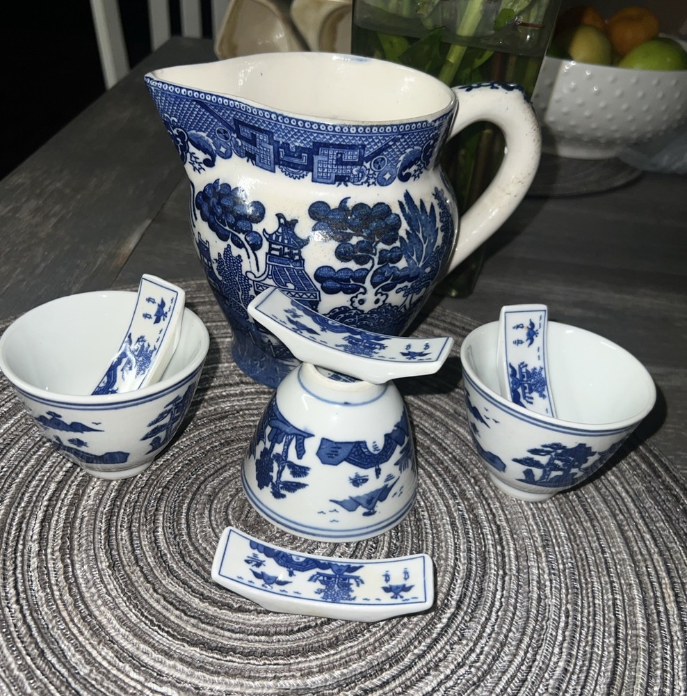 Vintage Blue Willow Japanese Sake Set Japan Pitcher, 3 Cups, 4 Stir Sticks EUC