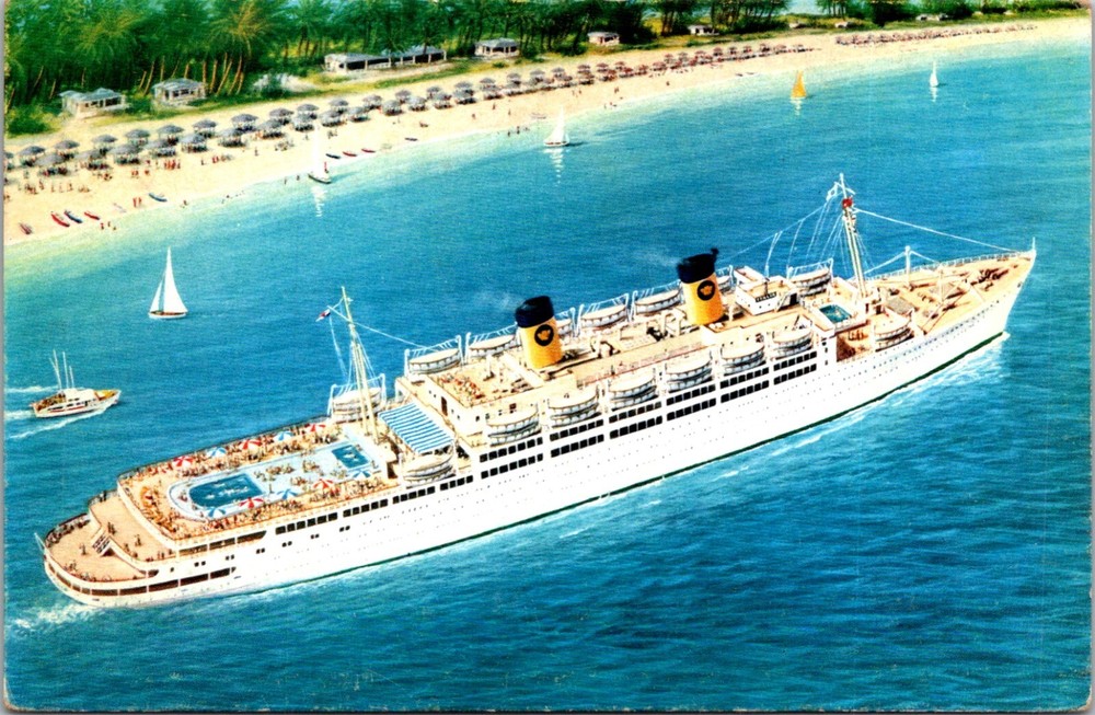 Vintage Nassau Bahamas Cruise Ship Italia Postcard 25020