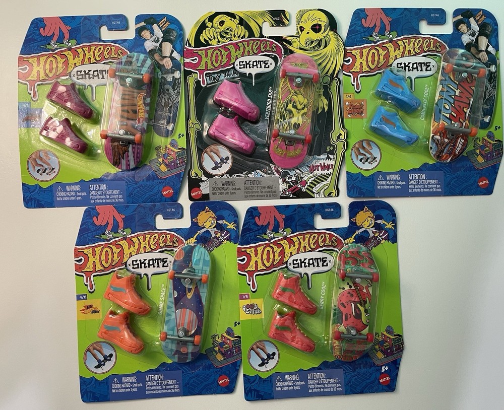 Mattel Hot Wheels Skate Lot of 5 Finger Boards-3 Tony Hawk New In Package