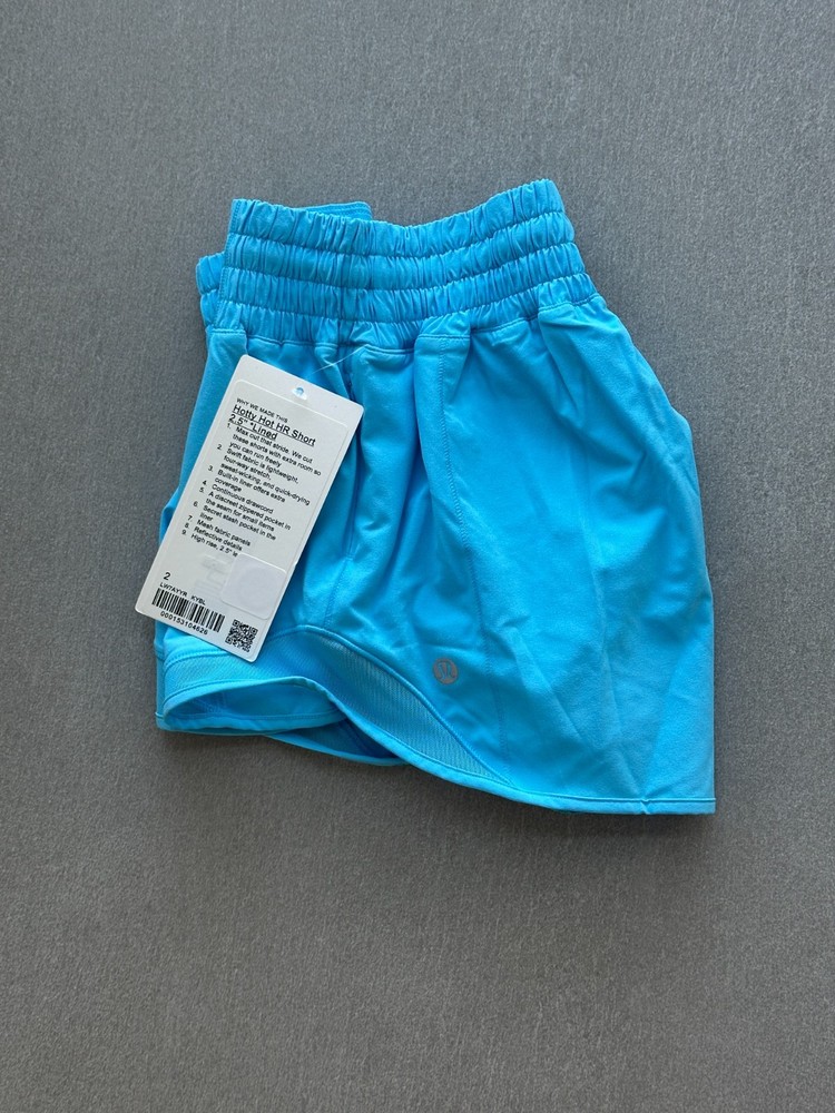 Lulmon NWT Hotty Hot HR Short 2.5 Size 2 Kayak Blue New