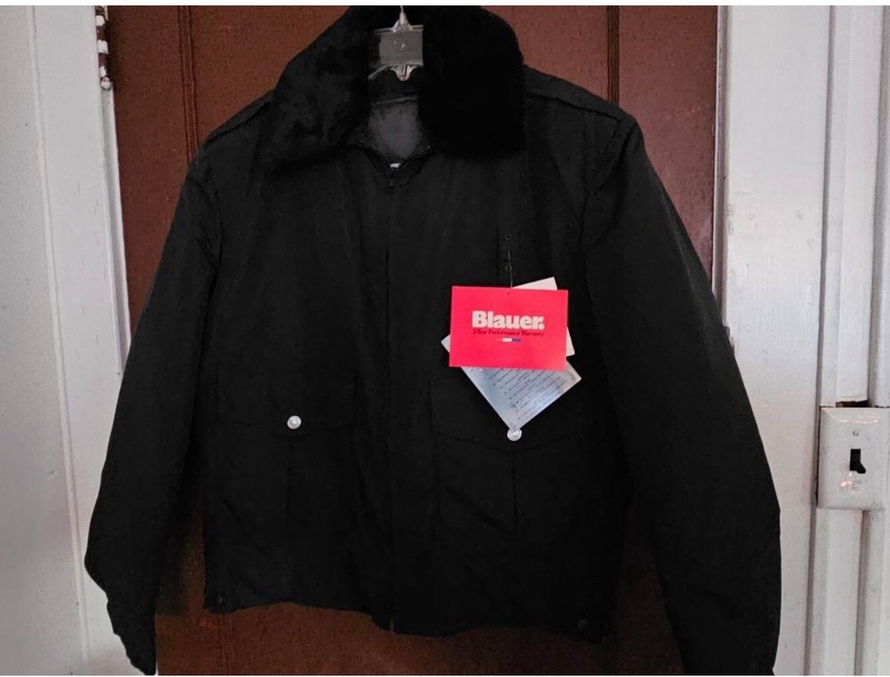 Blauer GTX 9620 Lightweight Gore-Tex Tactical Jacket for Men in XL Black Med Long