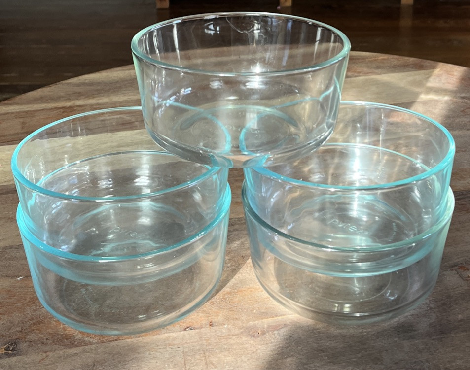 Set of 5 Pyrex 7201 Nesting Bowls 4-Cup Made in USA No Lids