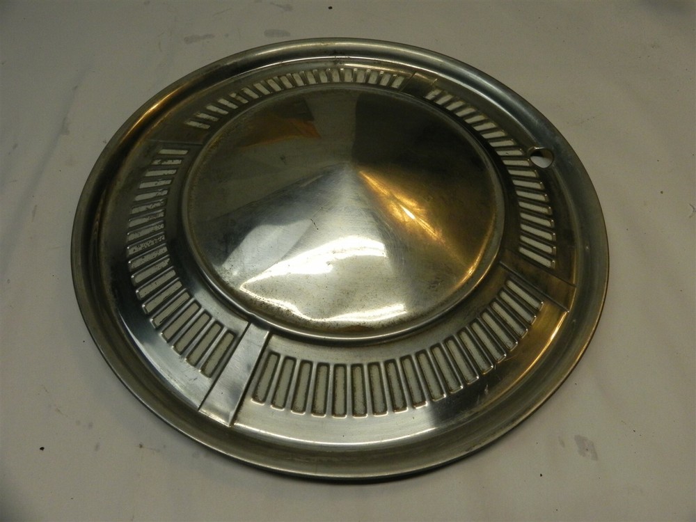 1960-61-62 FORD FALCON VINTAGE FACTORY OEM 13-INCH HUBCAP WHEEL COVER USED