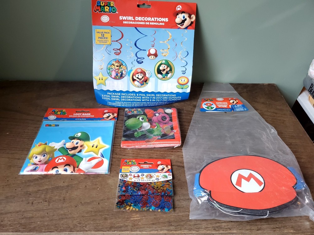 Lot of Nintendo Super Mario Bros Party Supplies 2015 Napkins, Loot Bags, Hats