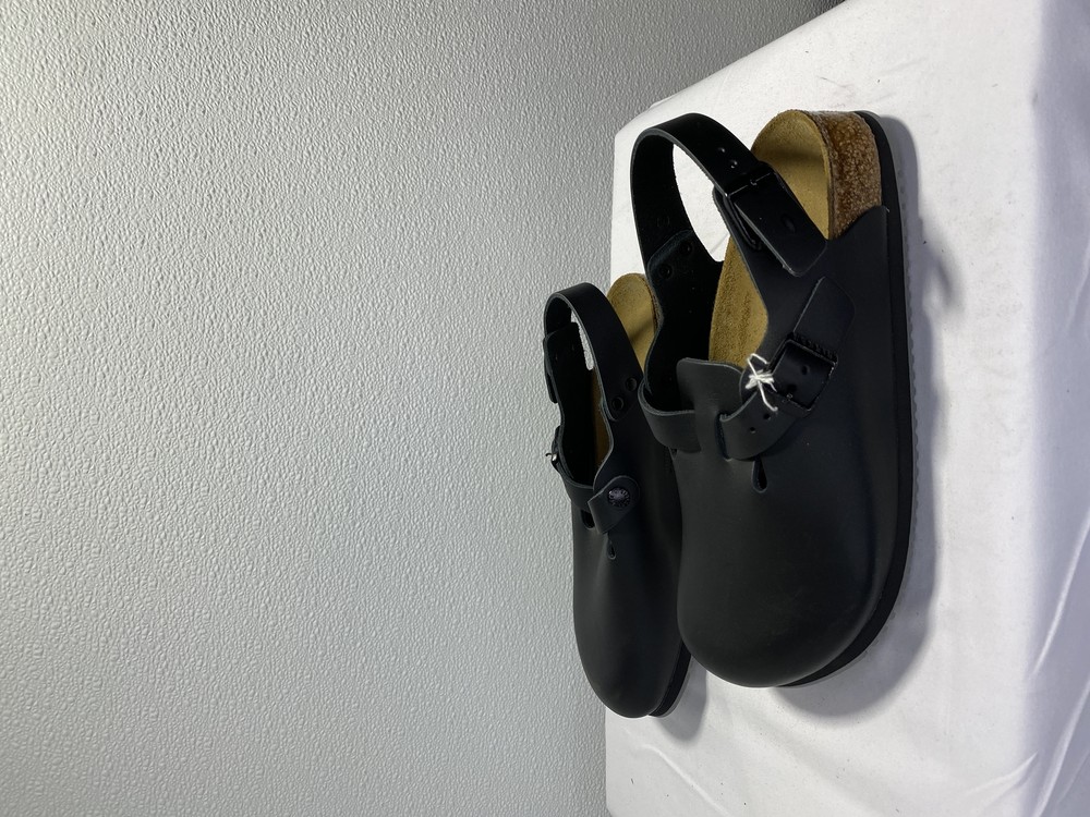 Birkenstock Black Leather Men’s Size 4 Comfort Slip-On Classic Clog