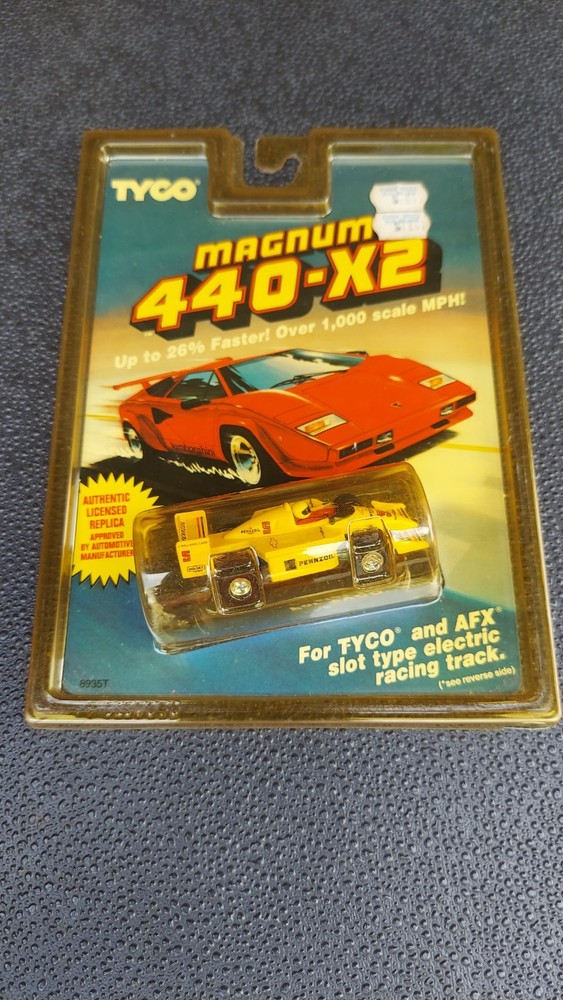 1992 TYCO Magnum 440-X2 Fast Yellow Pennzoil #5 Slot Car Sealed 8935