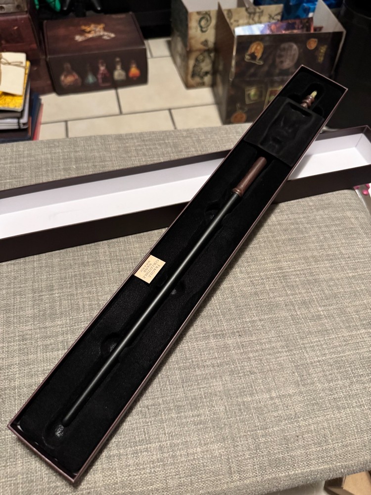 Harry Potter Minerva McGonagall Non-Interactive Wizarding World Wand