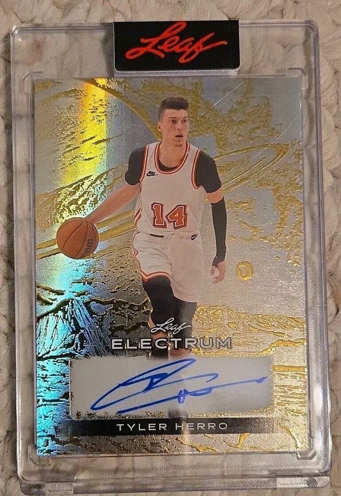 Tyler Herro Leaf Electrum Silver Board Gold Foil Saturn 1/1 Auto 🔥