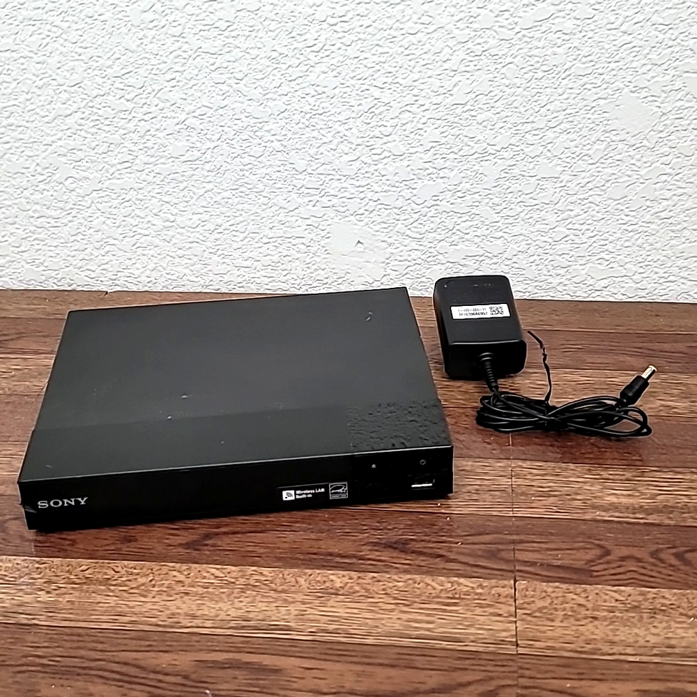 Sony BDP-S3700 Blu-Ray DVD Player with Wi-Fi No Remote Included