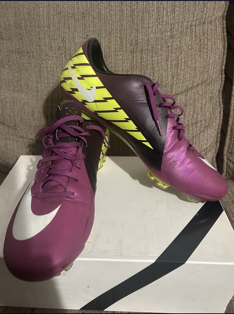 Men Nike Soccer Cleats Mercurial Vapor Vi Size 9.5