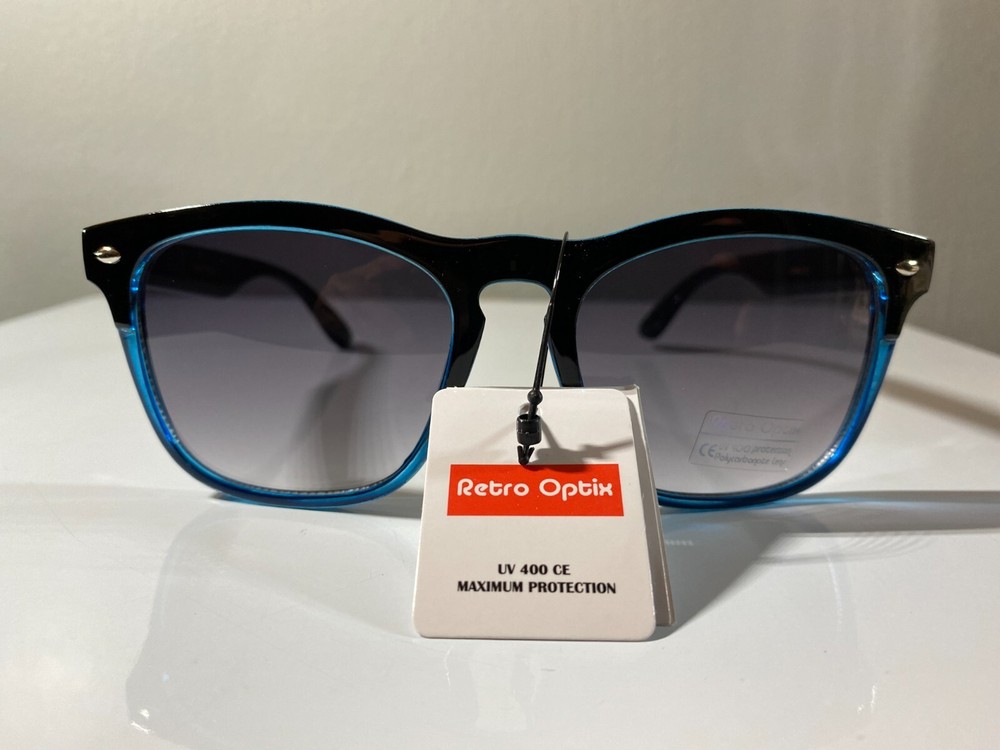Classic unisex sunglasses with black-blue frames and black tinted lenses