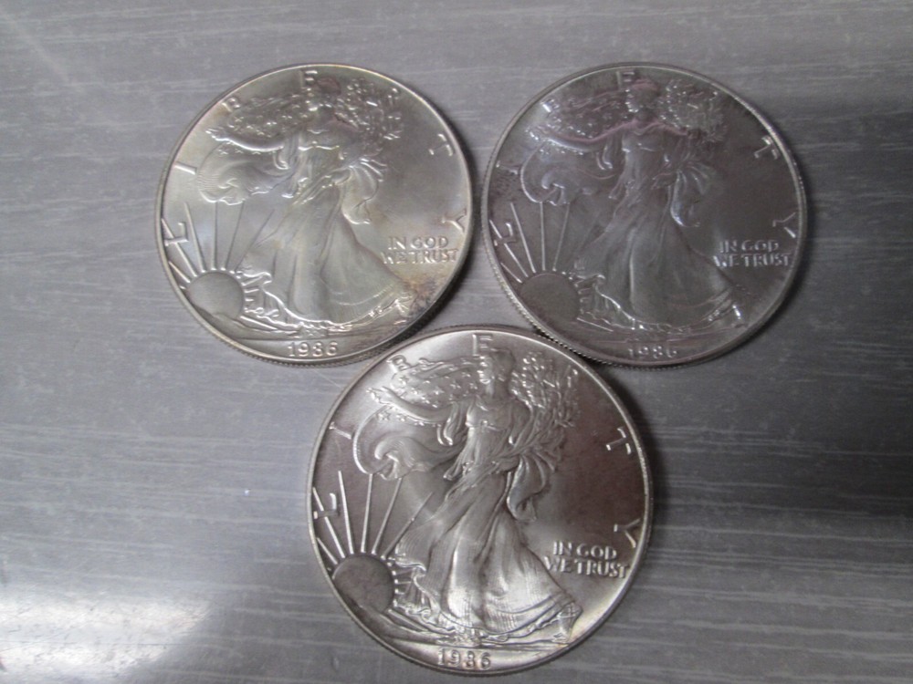 1986 American Eagle Uncirculated .999 Fine Silver 1 Ounce Dollar Coins- Lot of 3